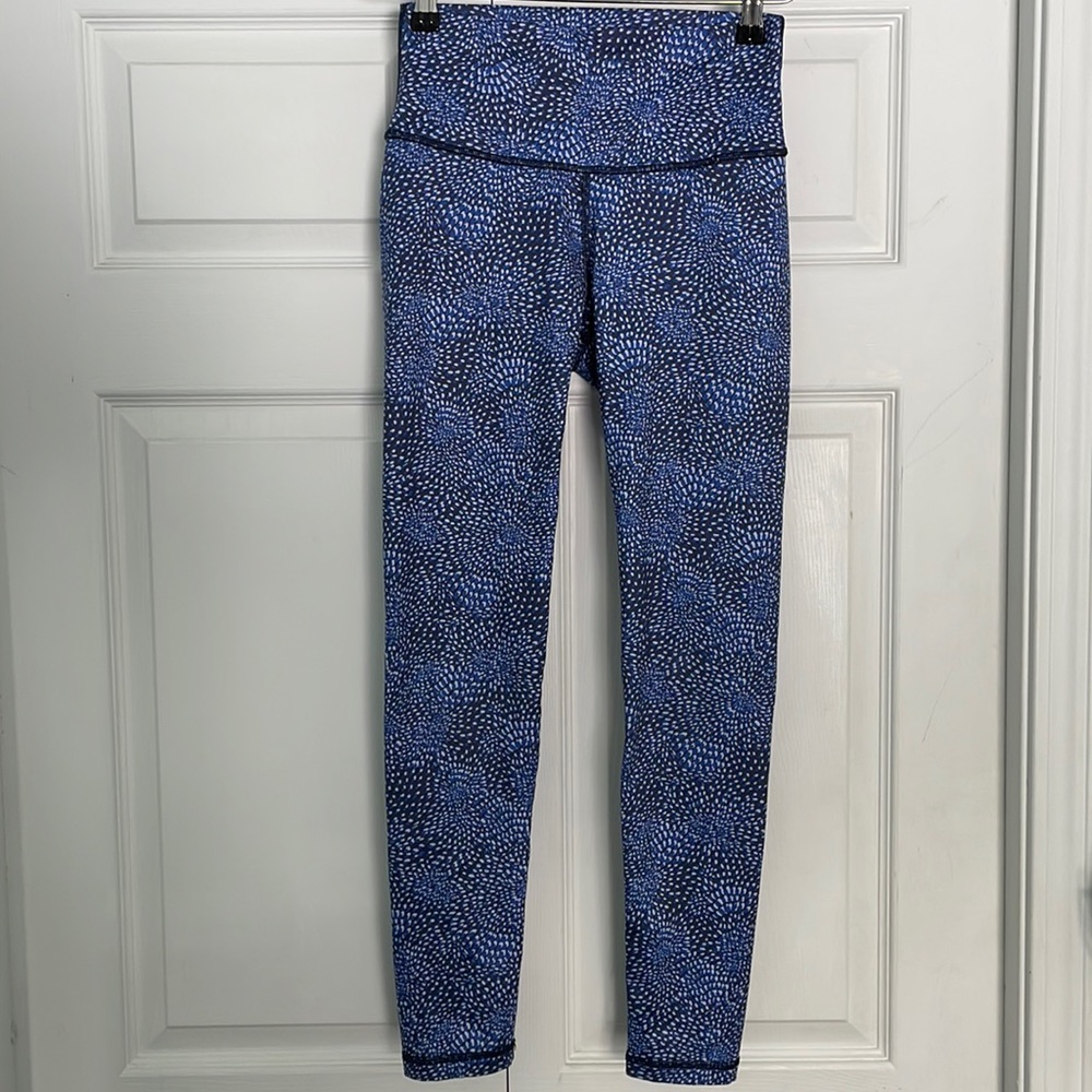 Aerie Chill Play Move Blue & White Dots Leggings With Zipper Pocket Size Medium
